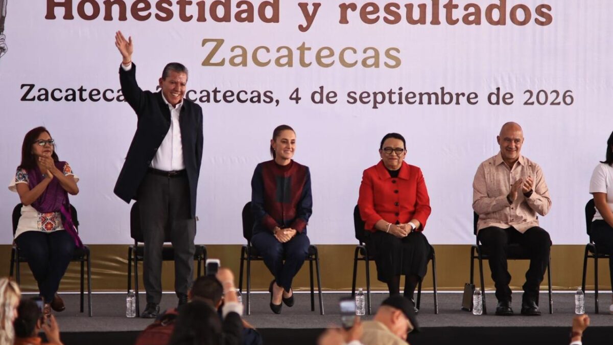 Claudia Sheinbaum y David Monreal durante el Segundo Informe en Zacatecas